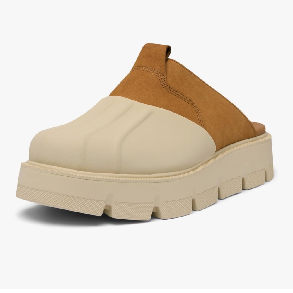 Sorel Two-Tone Tan and Cream Mule Clogs - Picture 7 of 16